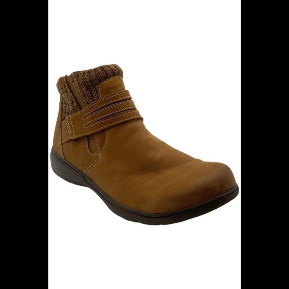 Clarks Women's Collection Leather Ankle Boots Carleigh Style Tan - Wide - Picture 1 of 3